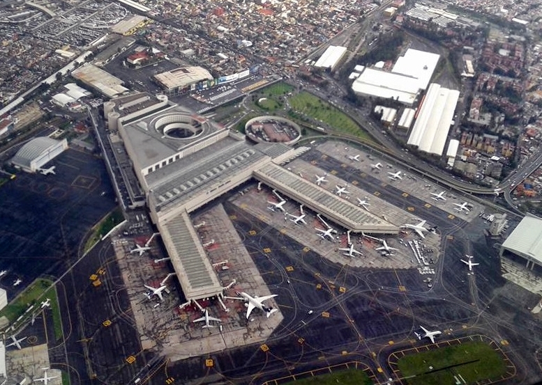 Aeropuerto Internacional Benito Juárez. 